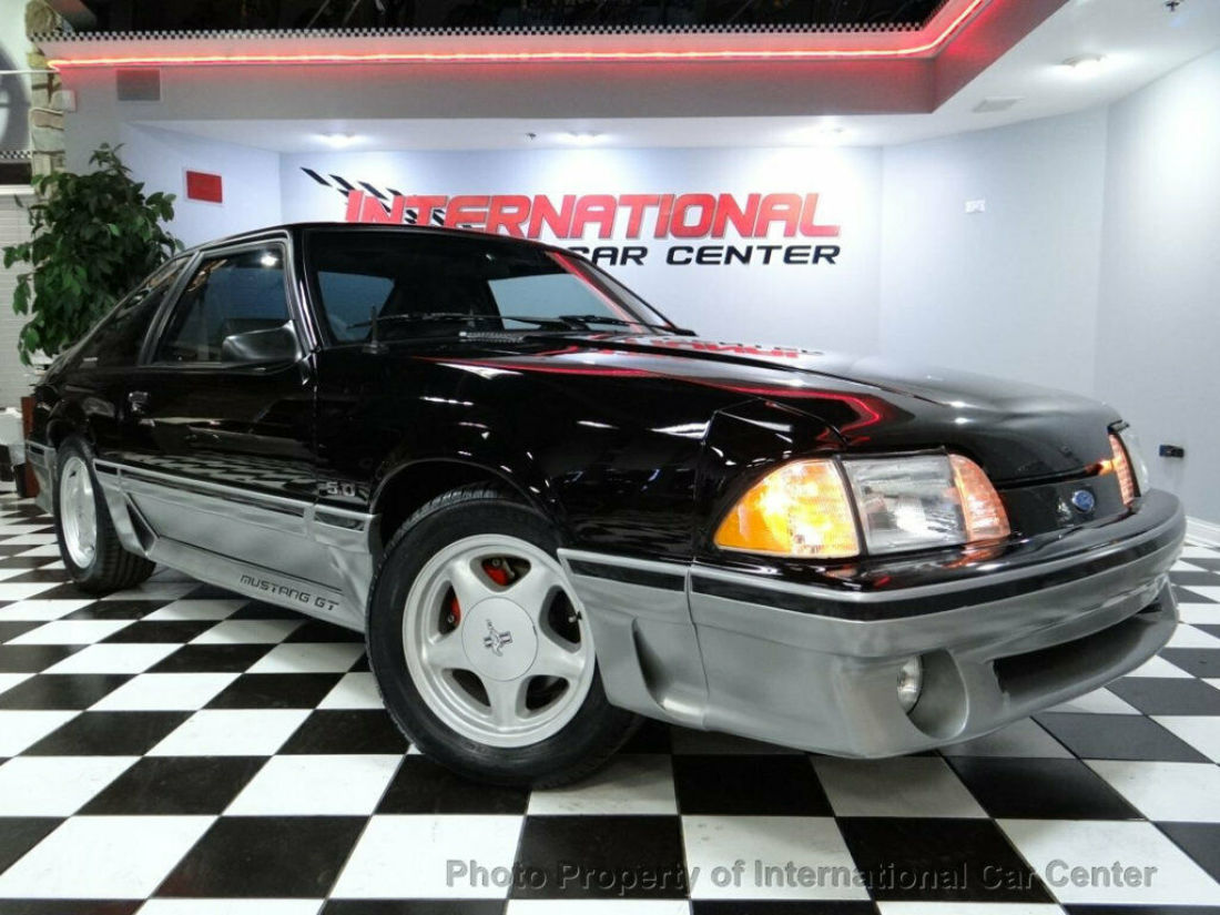 1990 Ford Mustang 2dr Hatchback GT - photo 4