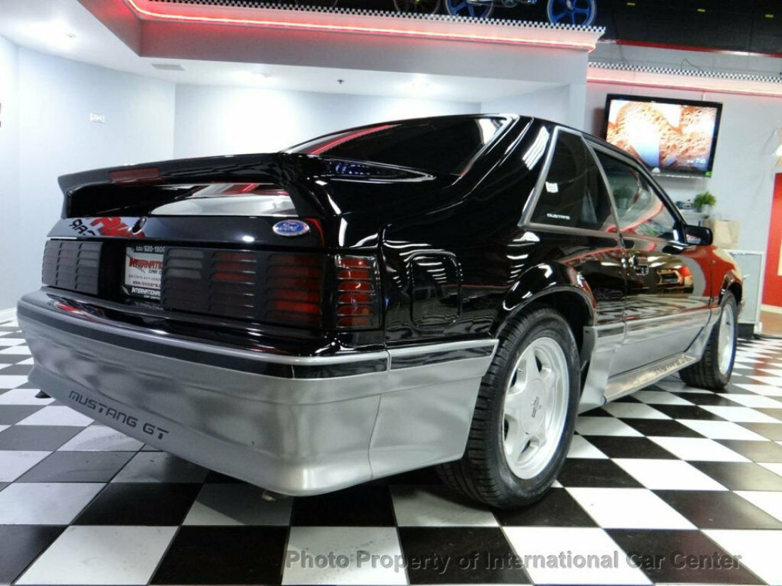 1990 Ford Mustang 2dr Hatchback GT - photo 5