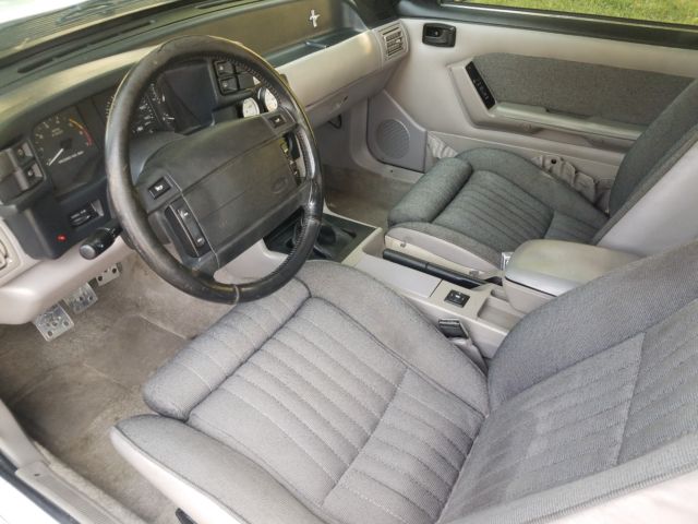 1990 Ford Mustang - photo 7