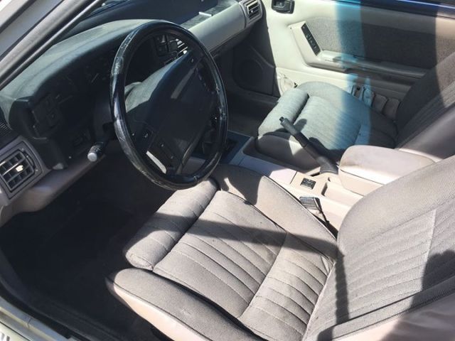 1990 Ford Mustang GT - photo 4