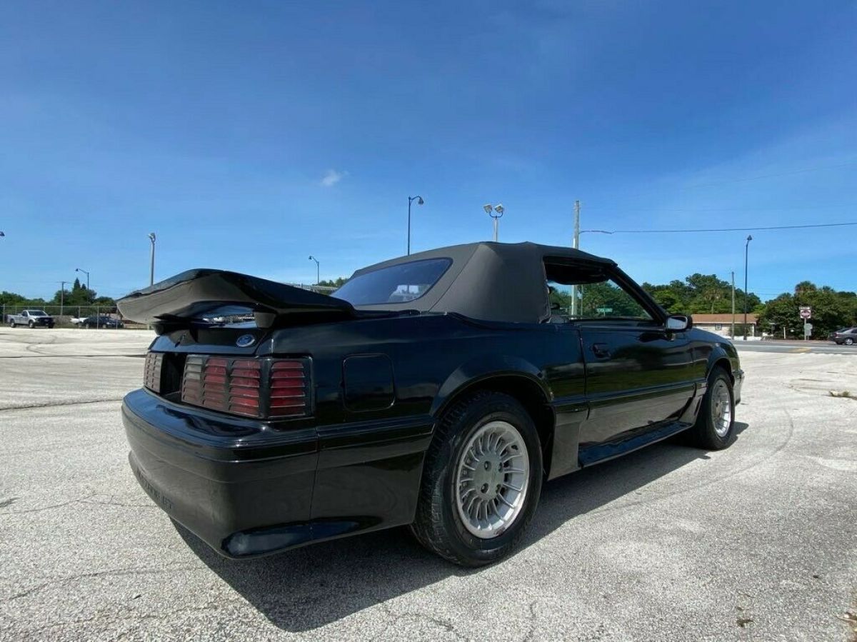 1990 Ford Mustang GT 2dr Convertible - photo 9