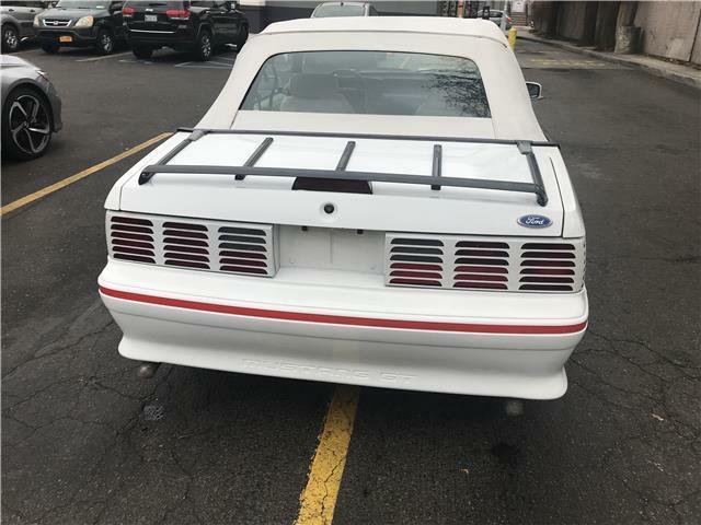1990 Ford Mustang GT - photo 13