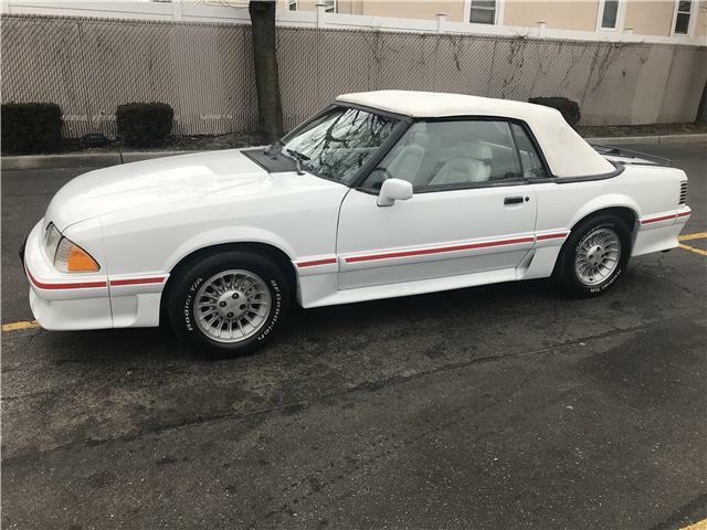 1990 Ford Mustang GT - photo 5