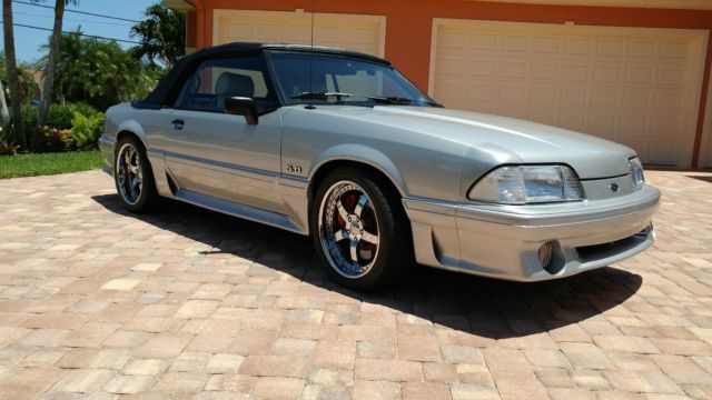 1990 Ford Mustang GT Convertible 25 Year Aniversary Edition 1990 Ford Mustang GT Convertible
