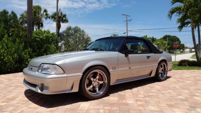 1990 Ford Mustang GT Convertible - photo 3