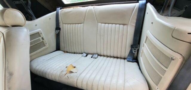 1990 Ford Mustang GT - photo 3