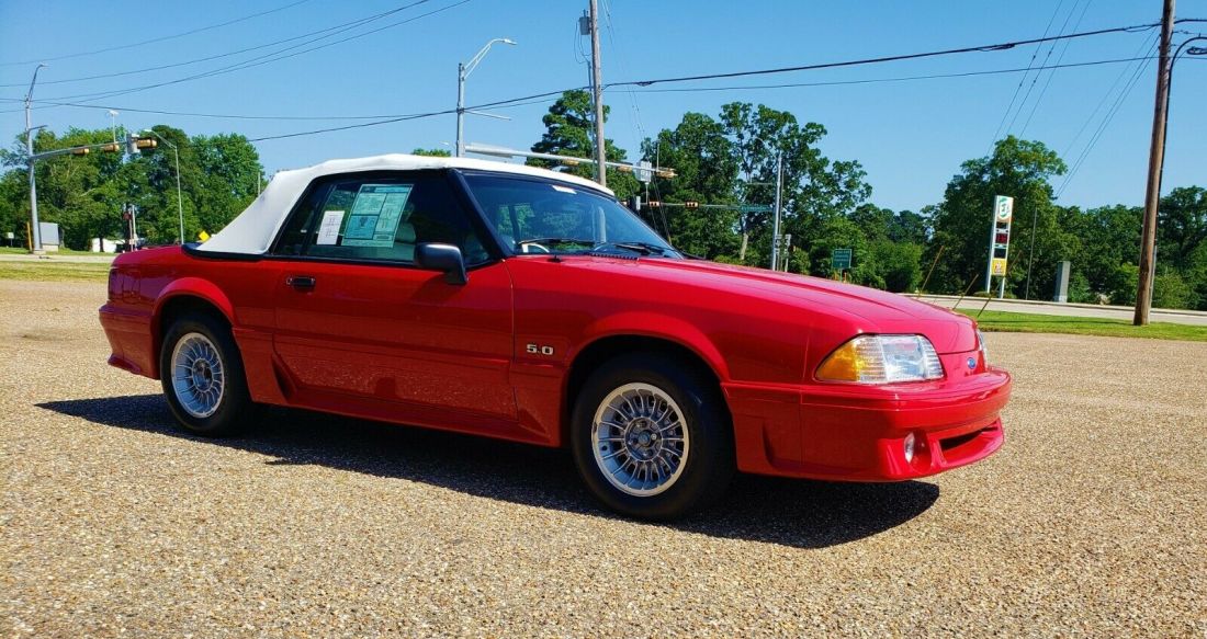 1990 Ford Mustang GT Convertible Brand NEW 1300 MILES!! 1990 Ford Mustang