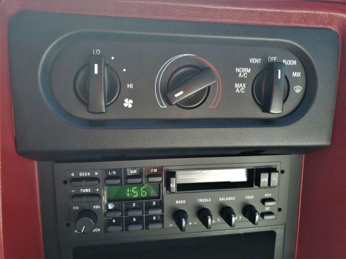1990 Ford Mustang - photo 13