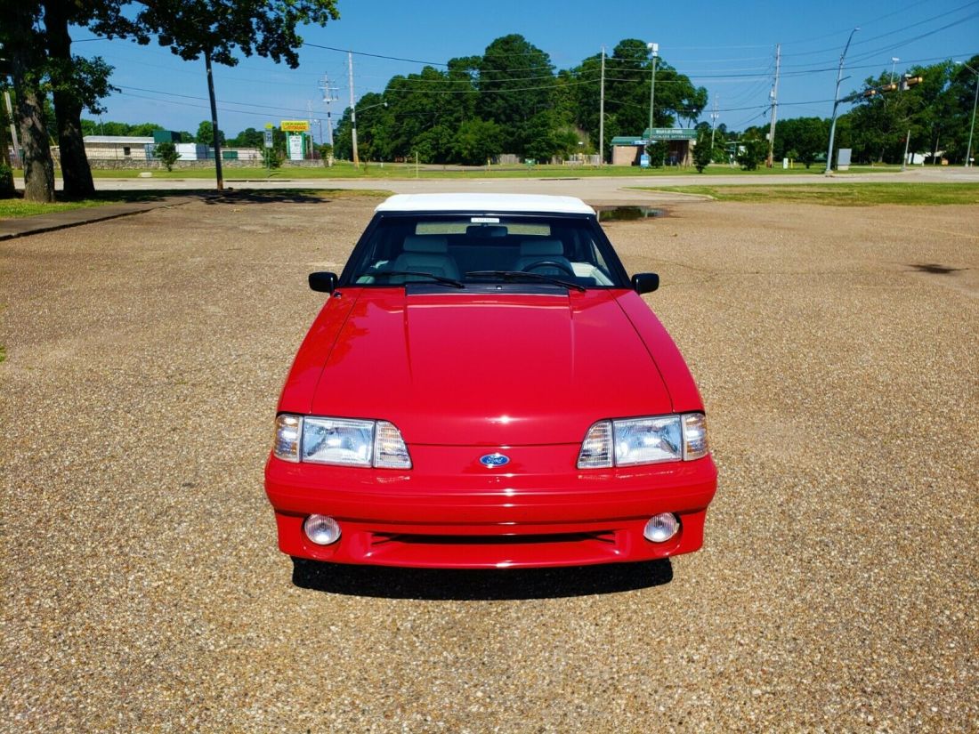 1990 Ford Mustang - photo 2