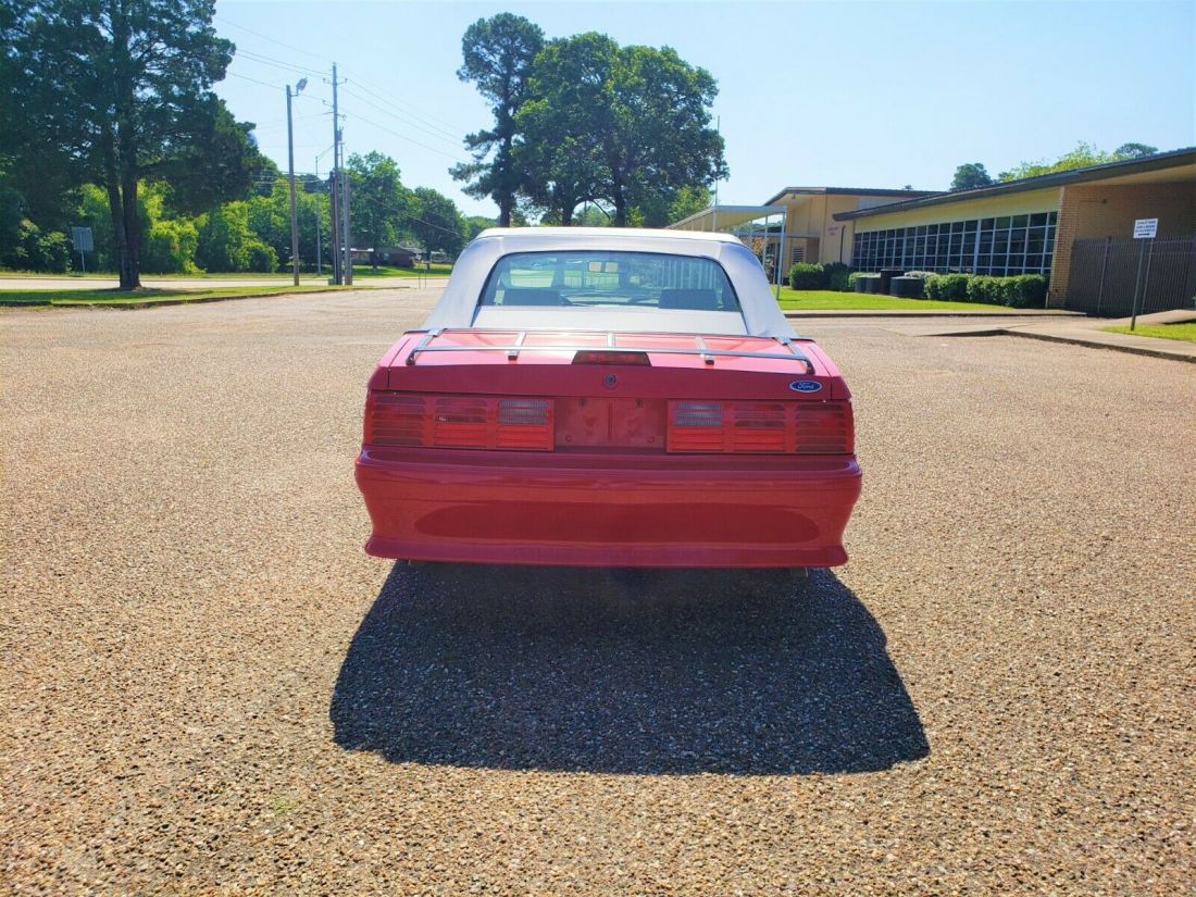 1990 Ford Mustang - photo 3