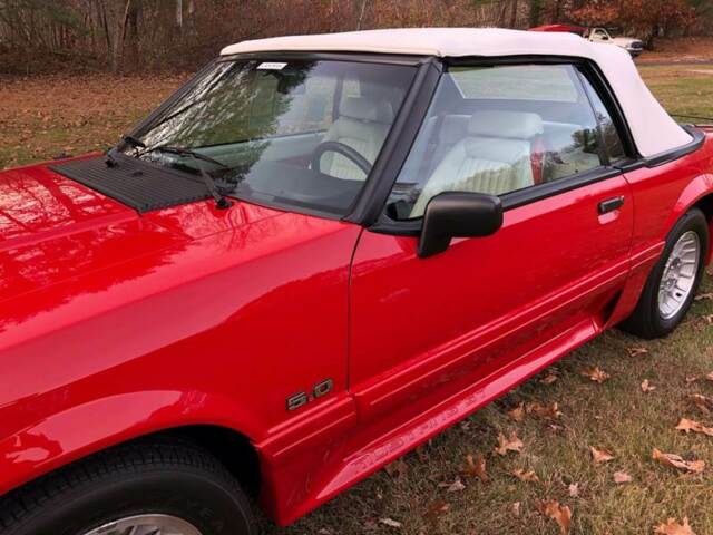 1990 Ford Mustang GT 2dr Convertible - photo 3