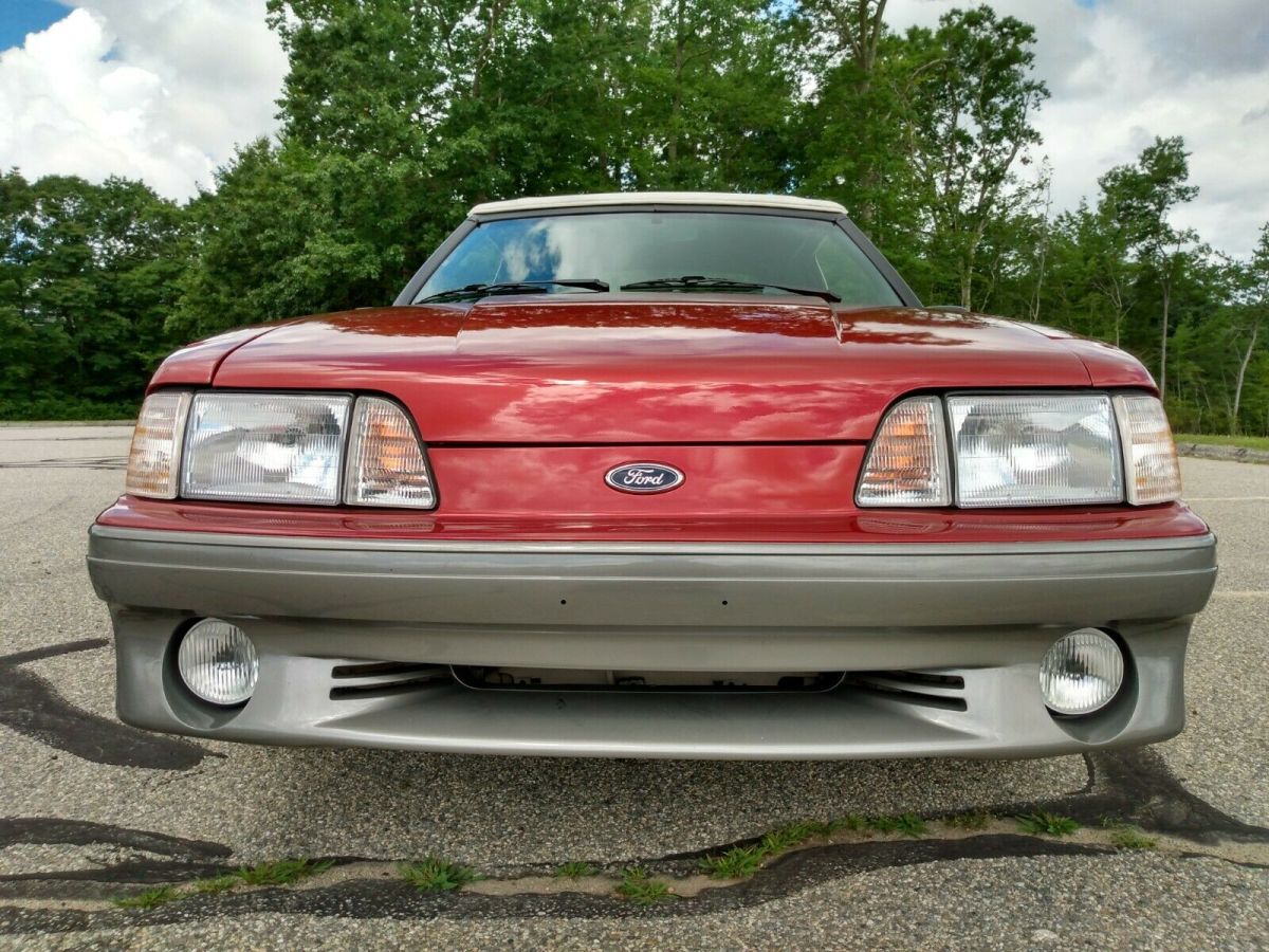 1990 Ford Mustang GT - photo 2
