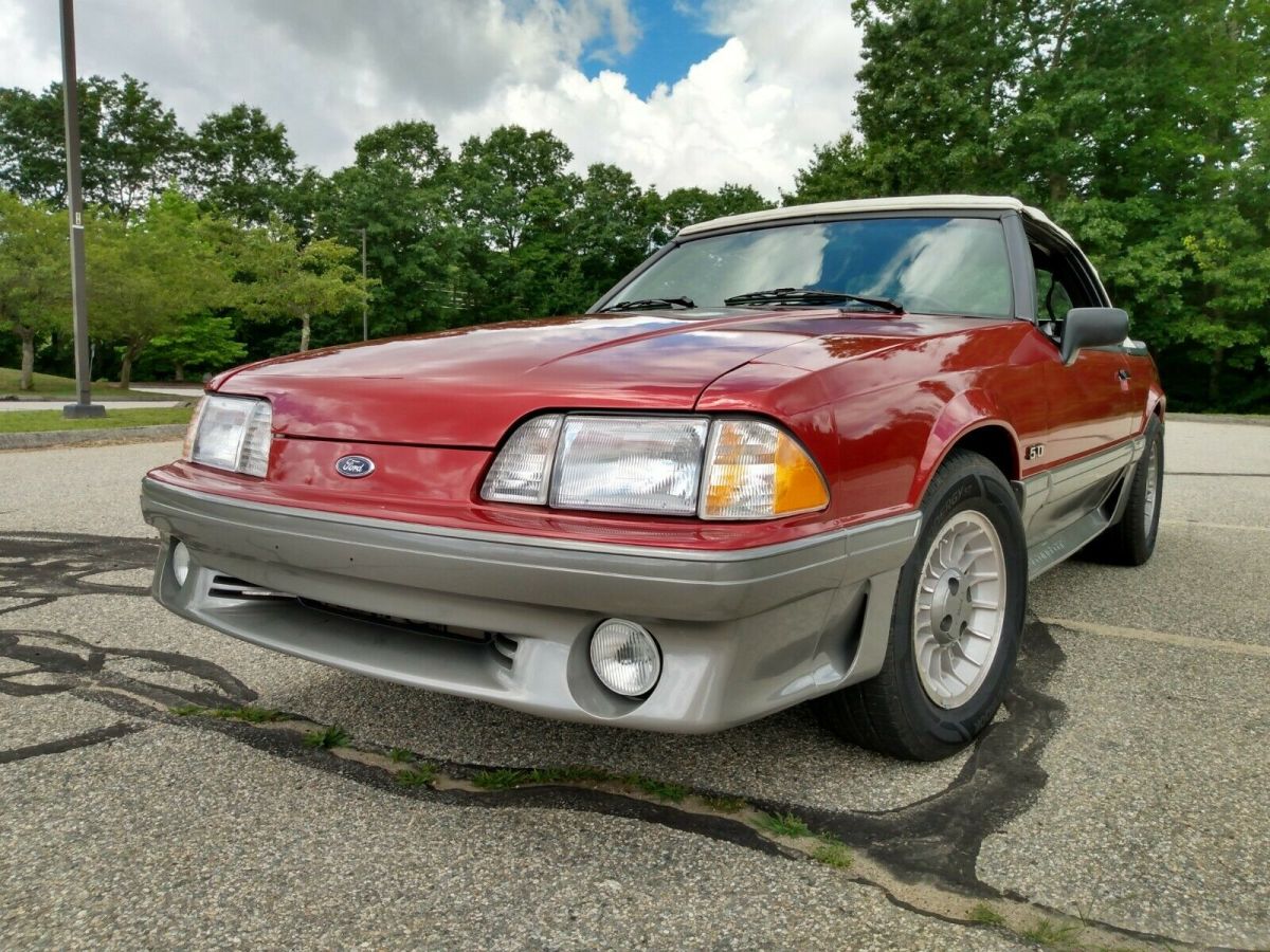 1990 Ford Mustang GT - photo 3