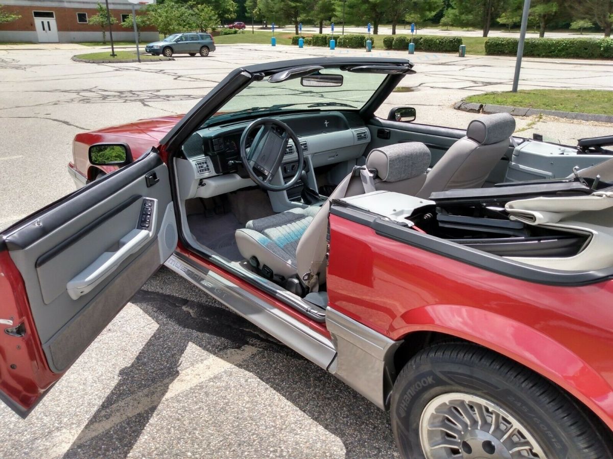 1990 Ford Mustang GT - photo 9