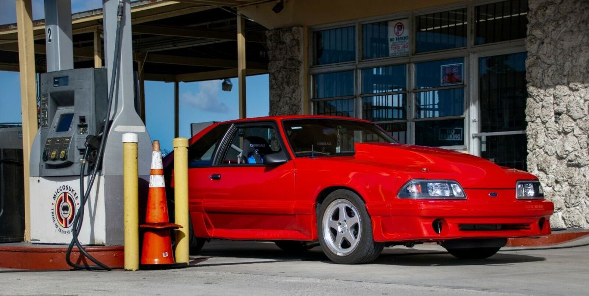 1990 Ford Mustang GT - photo 3