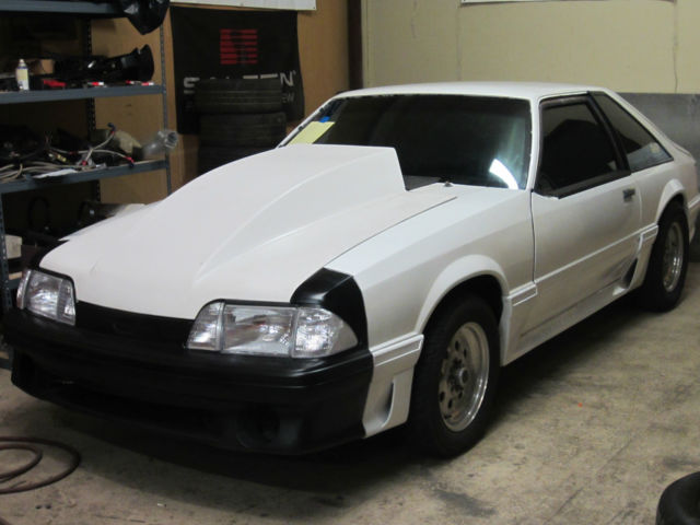 1990 Ford Mustang GT - photo 2