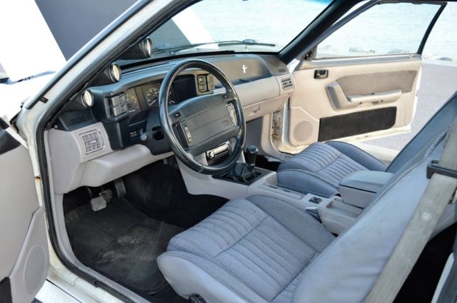 1990 Ford Mustang GT - photo 10