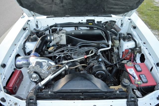 1990 Ford Mustang GT - photo 12