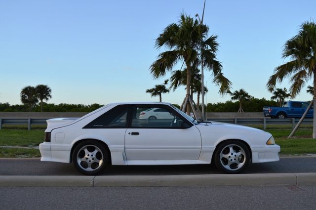 1990 Ford Mustang GT - photo 6