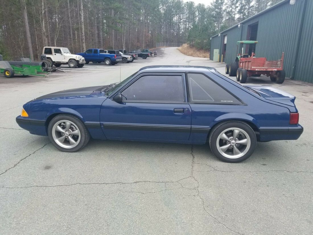 1990 Ford Mustang Hatch Back 306 Cubic Inch - 5 Speed Manual 1990 Ford Mustang LX