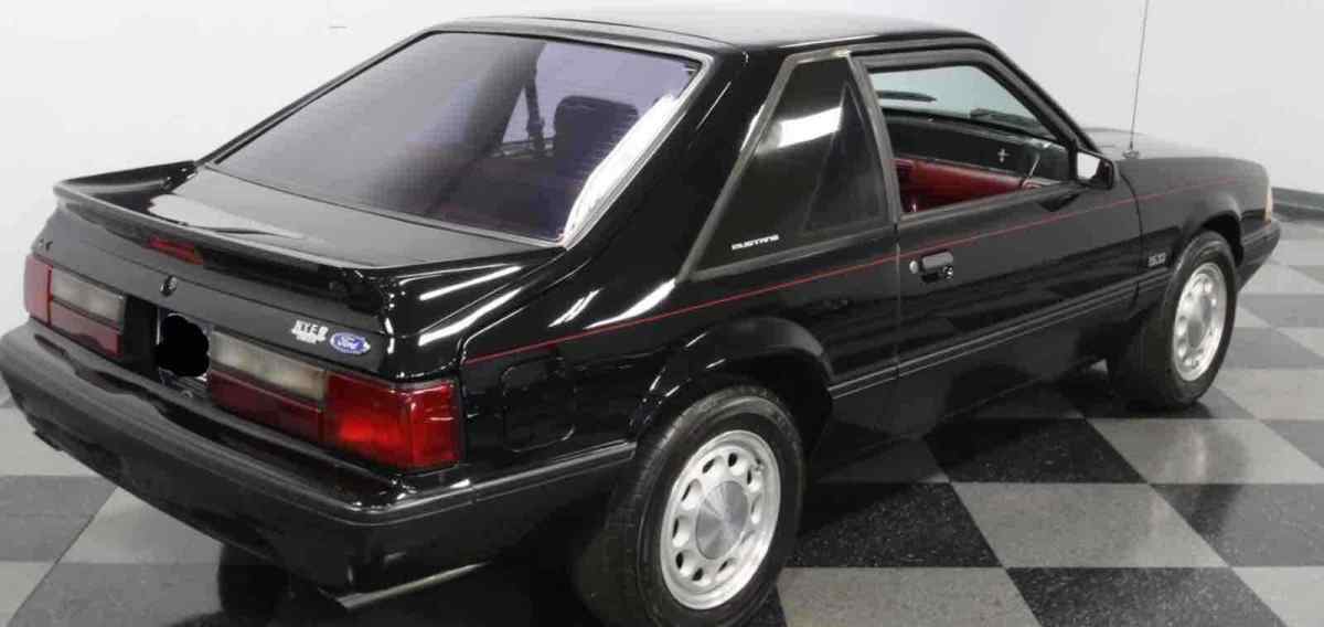 1990 Ford Mustang LX - photo 3