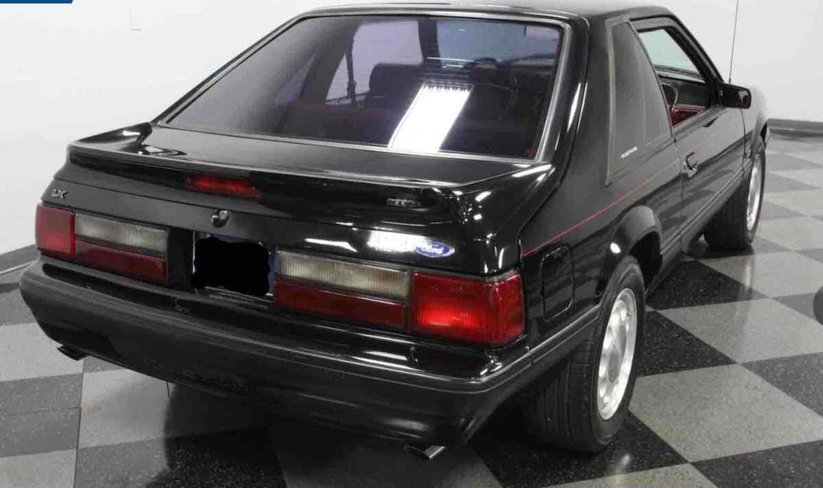 1990 Ford Mustang LX - photo 5