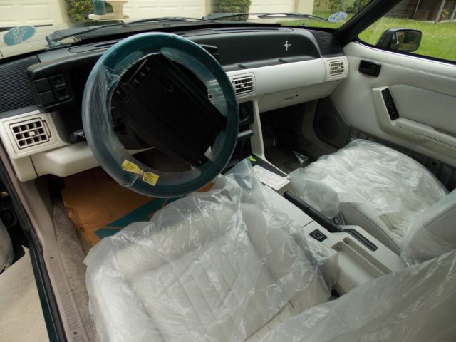 1990 Ford Mustang 7up Limited Edition - photo 5