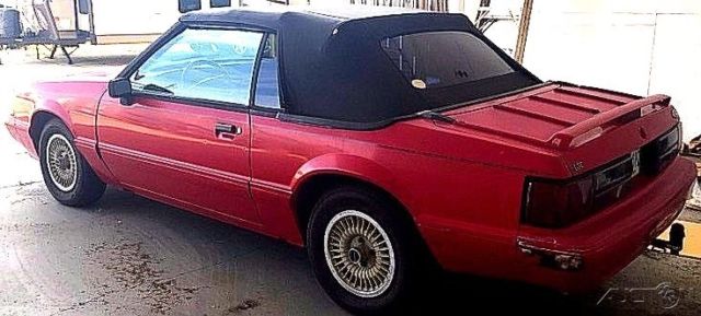 1990 Ford Mustang LX - photo 4