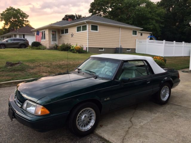 1990 Ford Mustang LX 5.0 convertible 7up edition 6200 miles completely original 1990 Ford Mustang