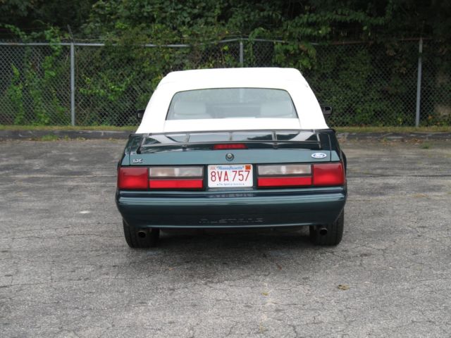 1990 Ford Mustang - photo 3