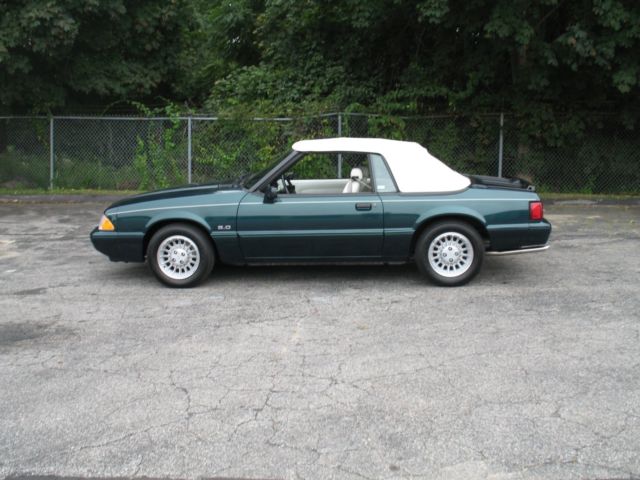 1990 Ford Mustang - photo 4