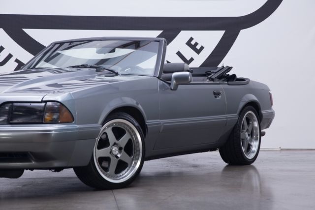 1990 Ford Mustang LX 5.0L convertible - photo 10