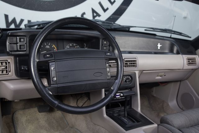 1990 Ford Mustang LX 5.0L convertible - photo 3