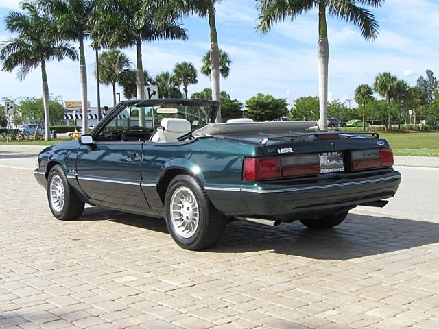 1990 Ford Mustang LX Convertible 2-Door - photo 5