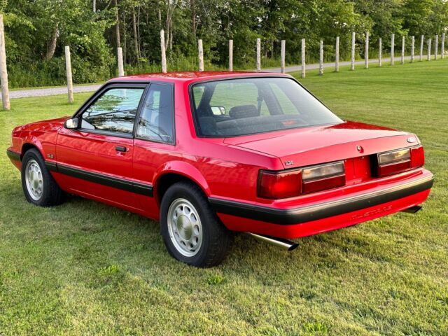 1990 Ford Mustang - photo 4