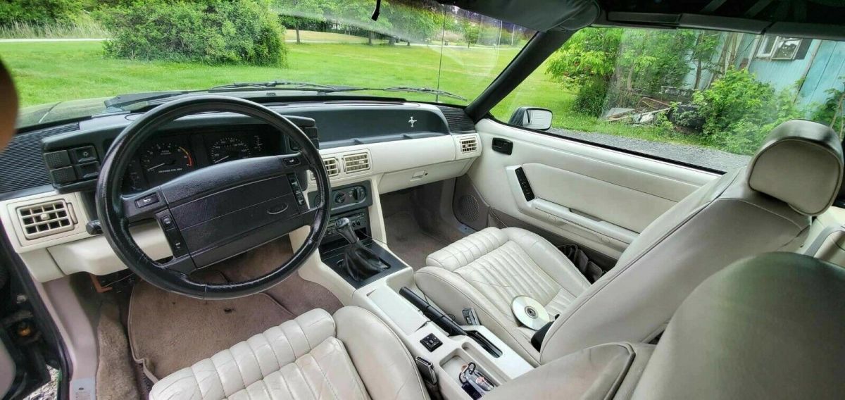 1990 Ford Mustang LX - photo 3
