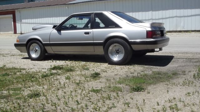 1990 Ford Mustang LX - photo 3