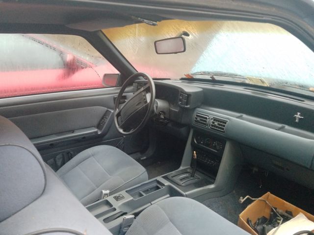 1990 Ford Mustang LX Sedan 2-Door - photo 4
