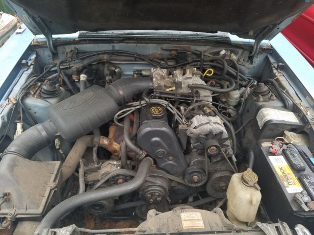1990 Ford Mustang LX Sedan 2-Door - photo 5