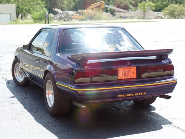 1990 Ford Mustang LX-5.0 NOTCHBACK-SHOW CAR-PRO TOURING-RESTORED - photo 4