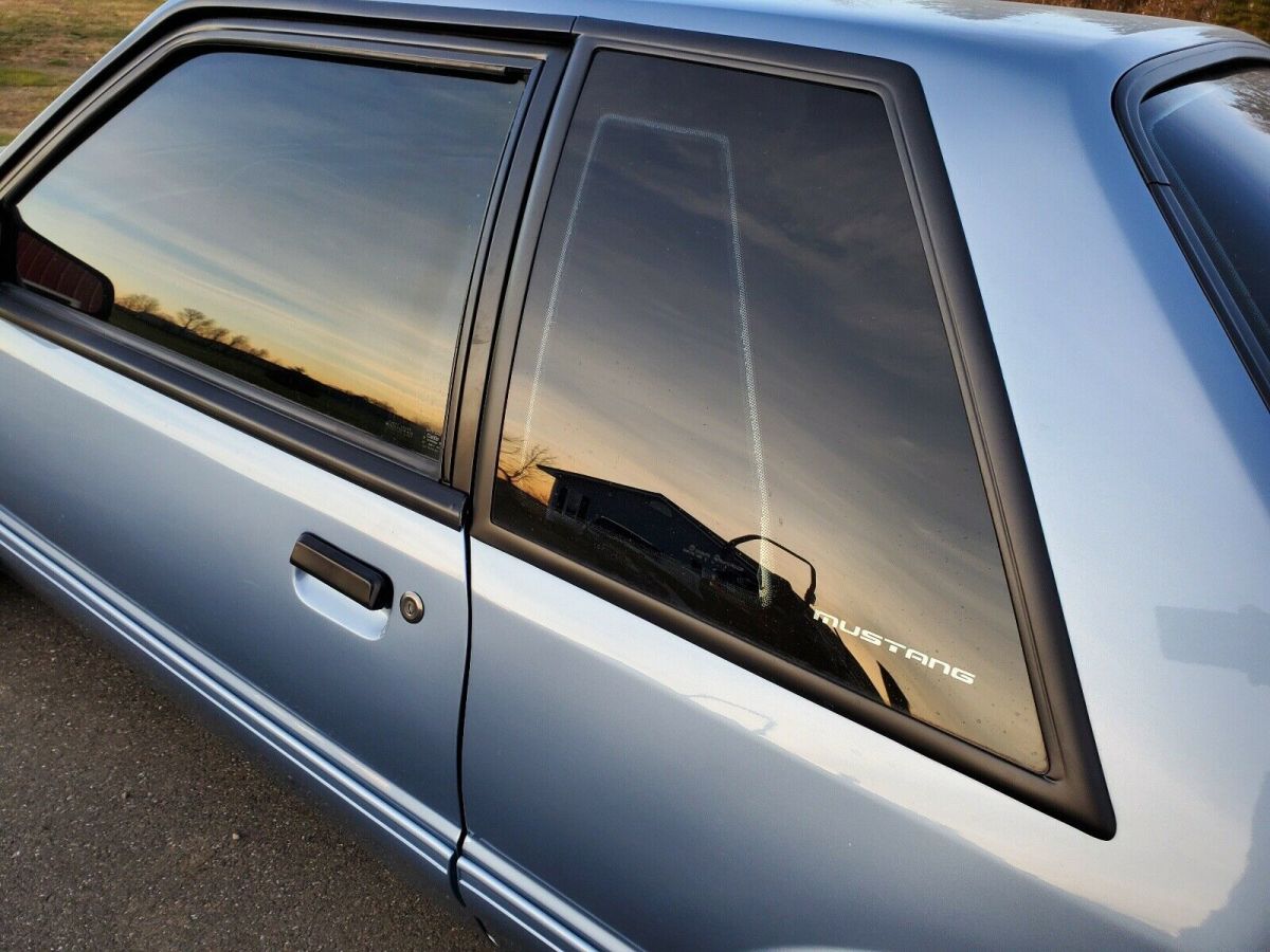 1990 Ford Mustang LX - photo 12