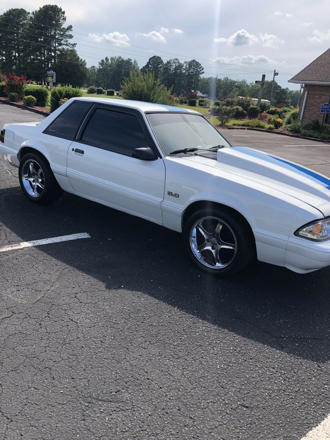 1990 Ford Mustang Sedan White RWD Manual LX 5.0 1990 Ford Mustang LX