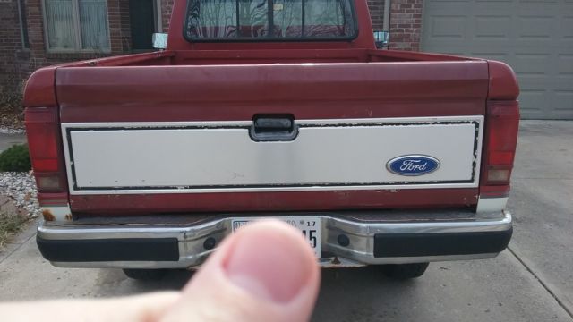 1990 Ford Ranger STX Standard Cab Pickup 2-Door