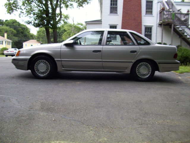 1990 Ford Taurus SHO - photo 13