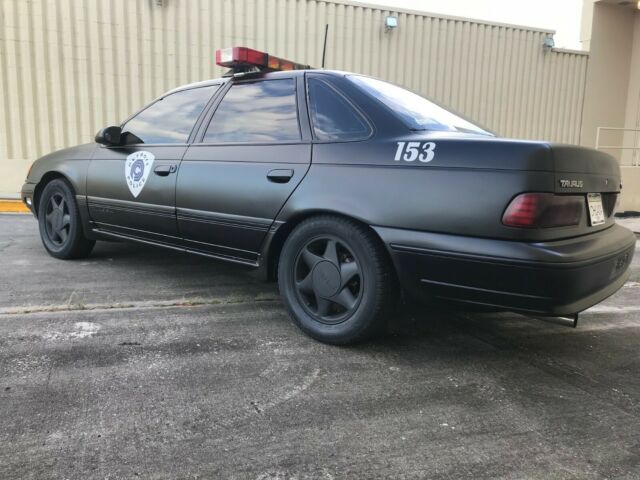 1990 Ford Taurus SHO - photo 6