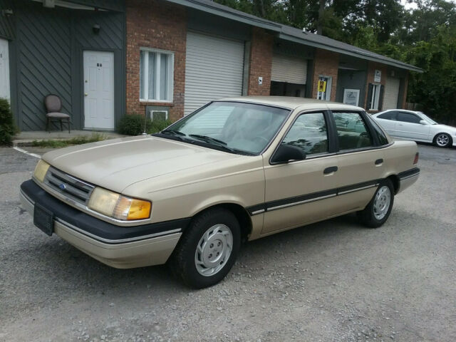 1990 Ford Tempo 22k 1 owner miles 4 cyl auto cold air great shape 1990 Ford Tempo