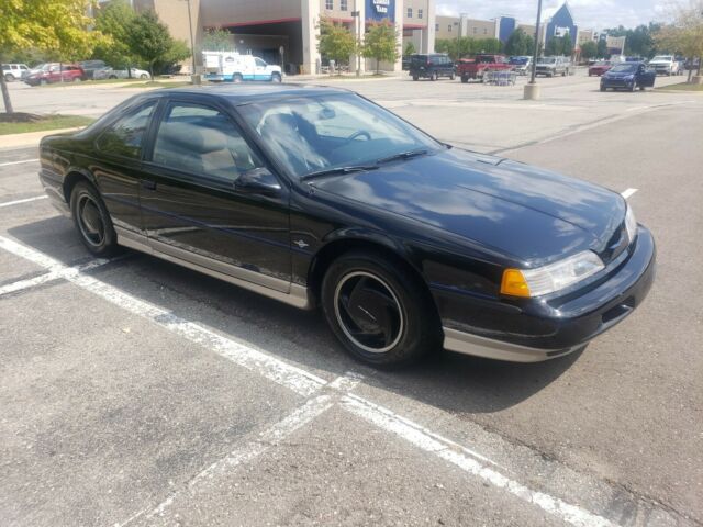 1990 Ford Thunderbird - photo 10