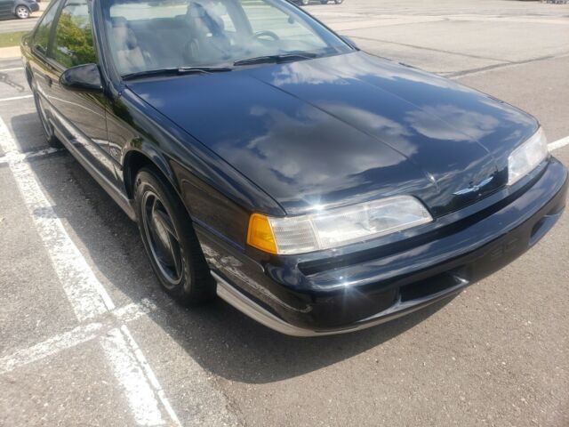 1990 Ford Thunderbird - photo 9
