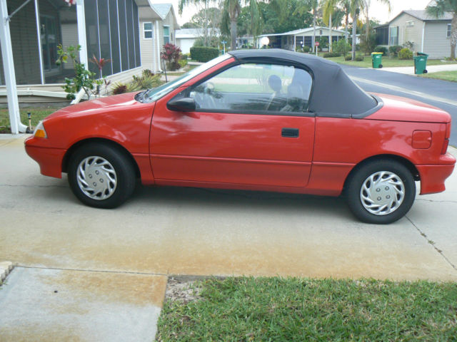 1990 Geo Metro LSi Convertible 2-Door 1.0L 1990 Geo Metro LSi Convertible 2-Door