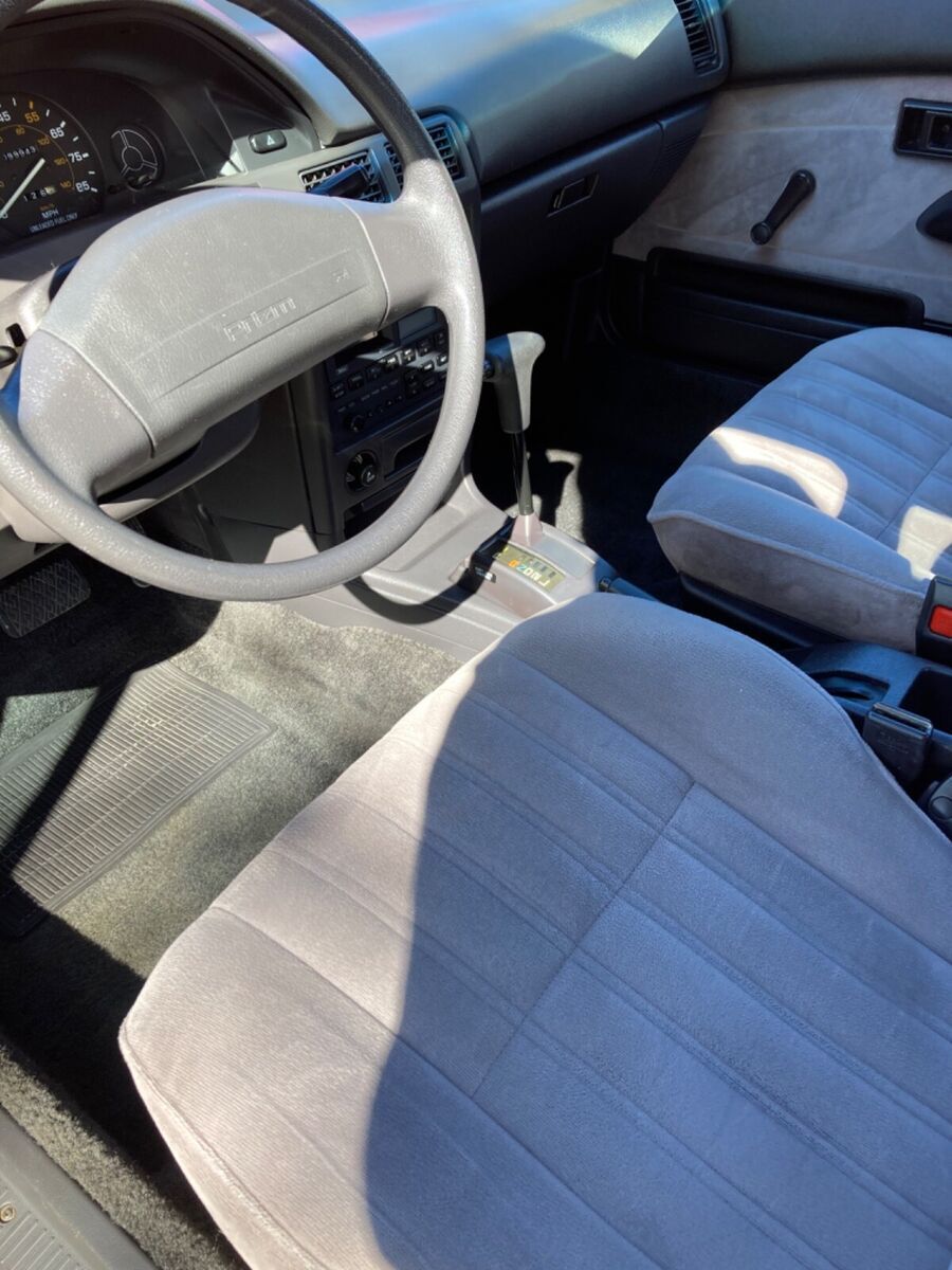 1990 Geo Prizm Hatchback - photo 12